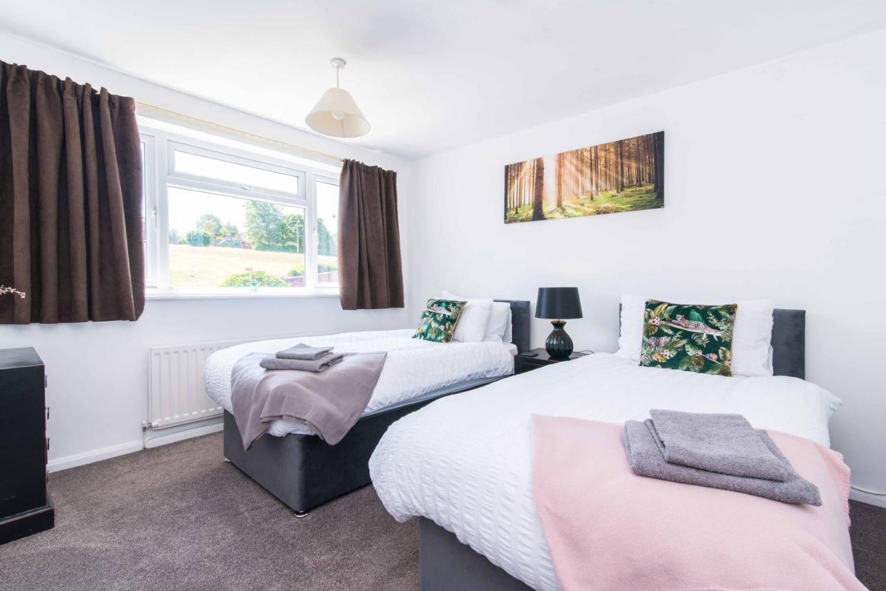 Modern Three Bedroom Home In Castle Donington Exterior foto